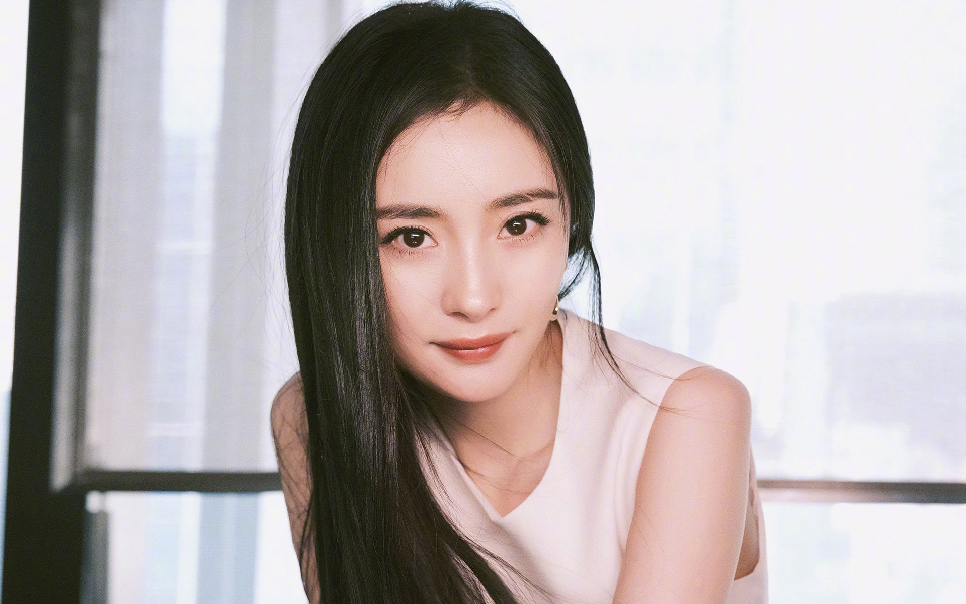 开云网址-德甲比赛紧凑，精彩瞬间迭出，战术变化频繁，德甲 ds